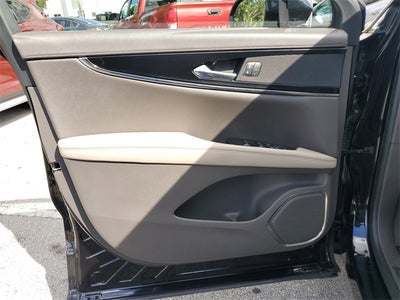 2022 Lincoln Nautilus Standard