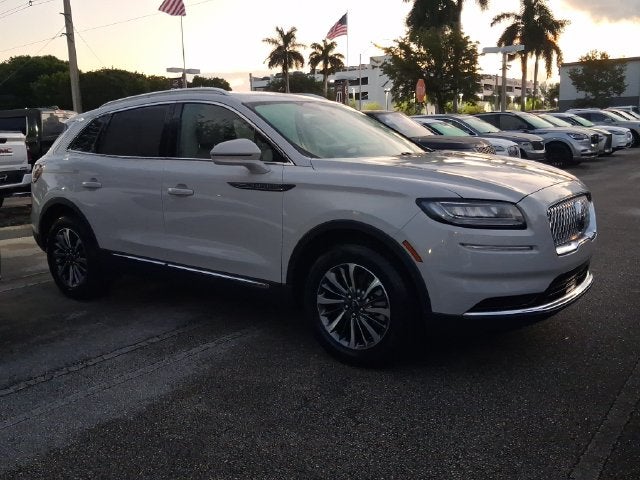 2023 Lincoln Nautilus Standard