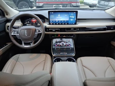 2023 Lincoln Nautilus Standard