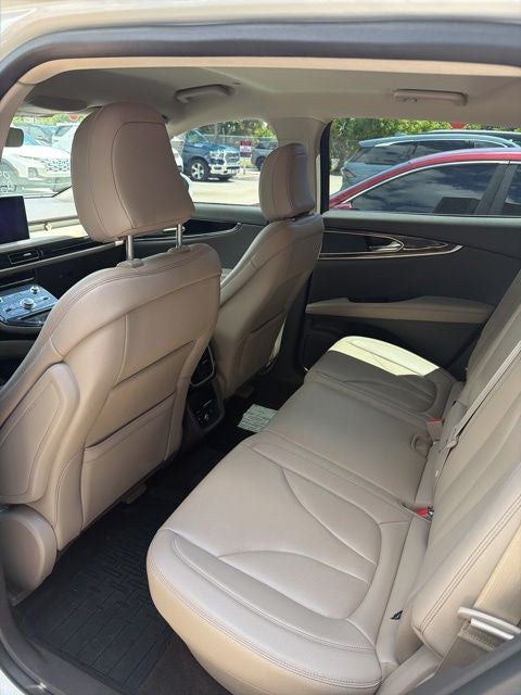 2023 Lincoln Nautilus Standard