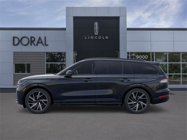 2025 Lincoln Aviator Black Label Service Loaner