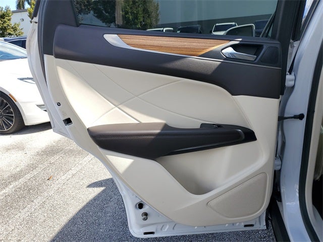 2015 Lincoln MKC Select