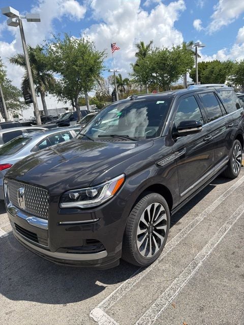 2023 Lincoln Navigator Reserve