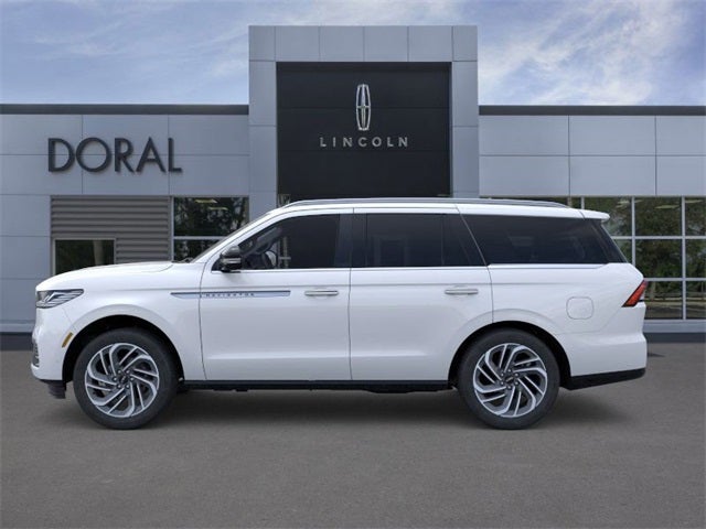2025 Lincoln Navigator Reserve Service Loaner