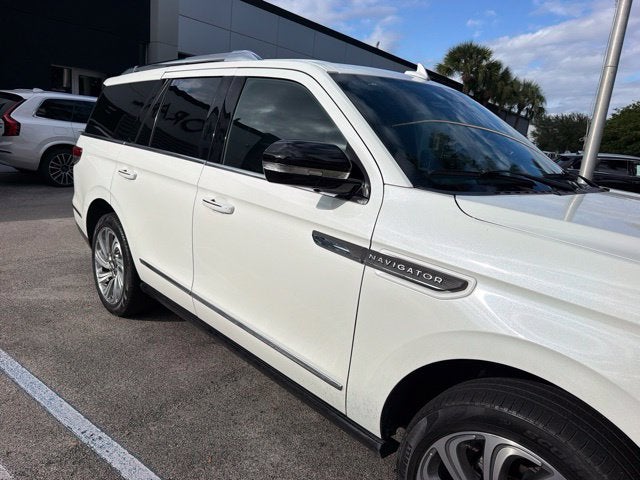 2024 Lincoln Navigator Premiere