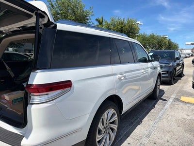 2024 Lincoln Navigator Premiere