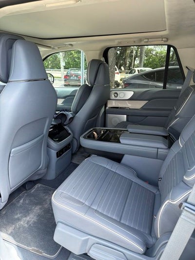 2024 Lincoln Navigator Black Label