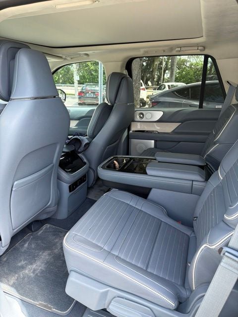 2024 Lincoln Navigator Black Label