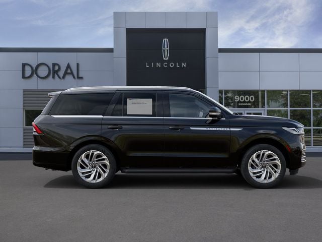 2027 Lincoln Navigator Premiere