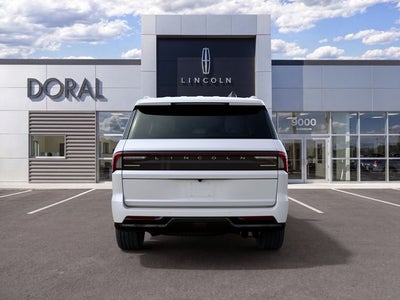 2027 Lincoln Navigator Reserve
