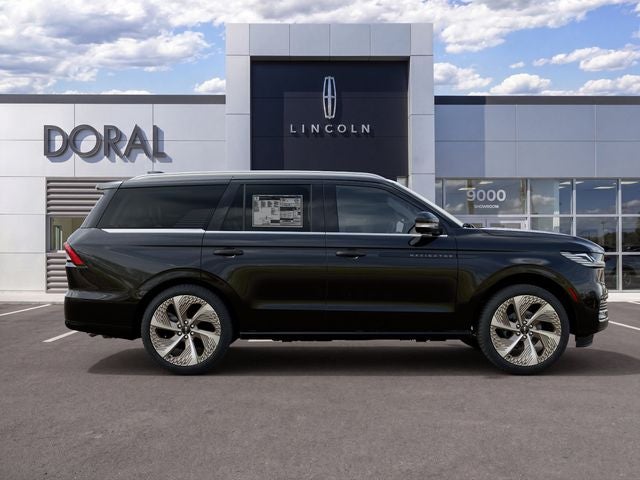 2027 Lincoln Navigator Black Label