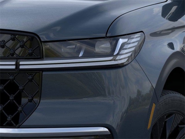 2025 Lincoln Navigator L Reserve Service Loaner