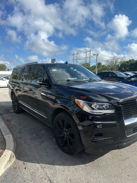 2022 Lincoln Navigator L Reserve