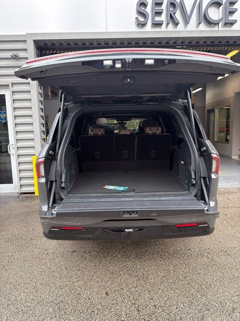 2025 Lincoln Navigator L Black Label