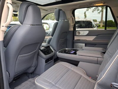 2023 Lincoln Navigator L Black Label