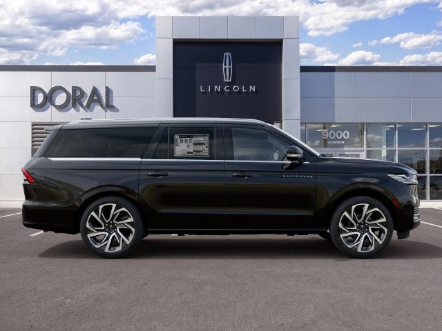 2027 Lincoln Navigator L Black Label