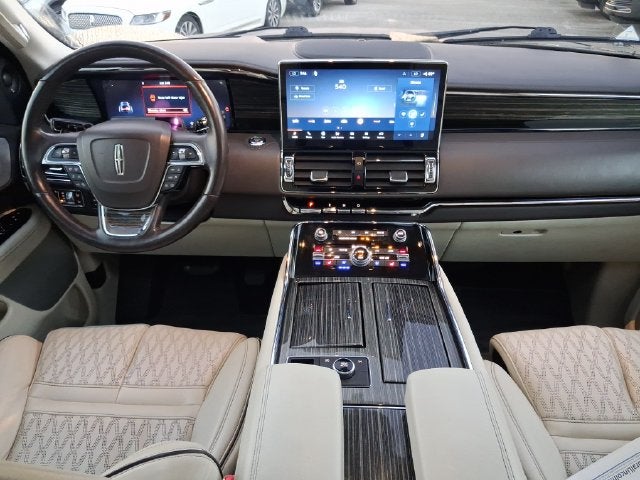 2022 Lincoln Navigator L Black Label