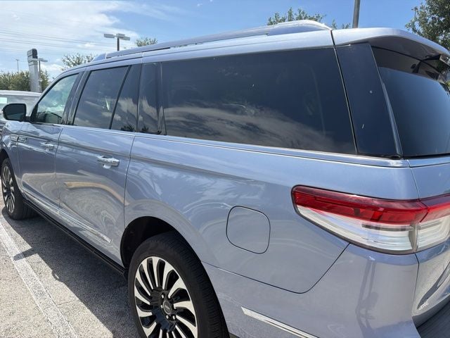 2022 Lincoln Navigator L Black Label