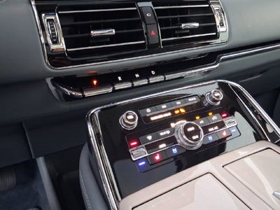 2022 Lincoln Navigator L Black Label