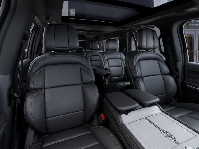 2027 Lincoln Navigator L Reserve