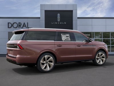 2027 Lincoln Navigator L Black Label