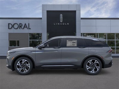 2025 Lincoln Nautilus Premiere Service Loaner