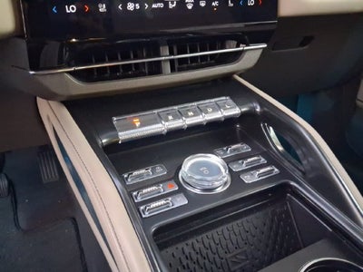 2025 Lincoln Nautilus Premiere
