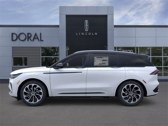 2025 Lincoln Nautilus Reserve