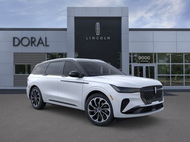 2026 Lincoln Nautilus Reserve Service Loaner