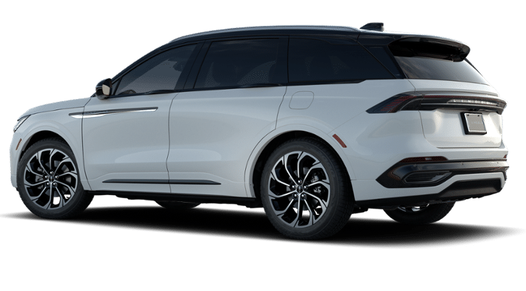 2026 Lincoln Nautilus Reserve Service Loaner