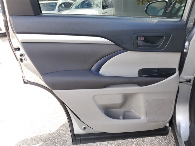 2018 Toyota Highlander LE