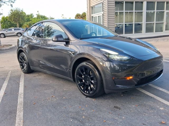 2024 Tesla Model Y Long Range