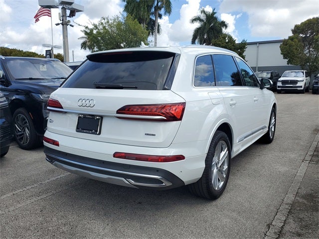 2023 Audi Q7 55 Premium Plus quattro