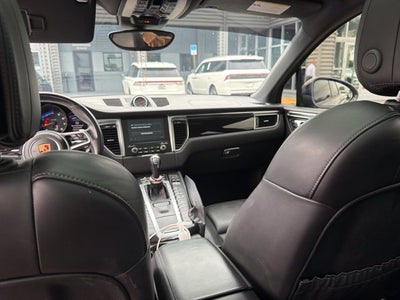 2018 Porsche Macan AWD