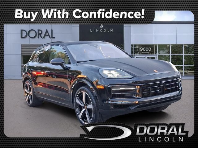 2024 Porsche Cayenne Base