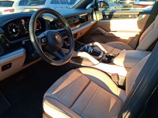 2024 Porsche Cayenne Base