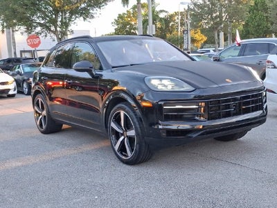 2024 Porsche Cayenne Base