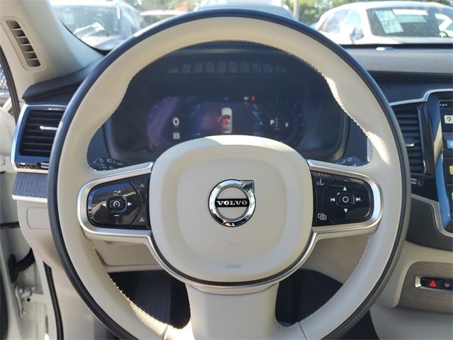 2023 Volvo XC90 B5 Plus