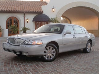 2003 Lincoln Town Car Executive