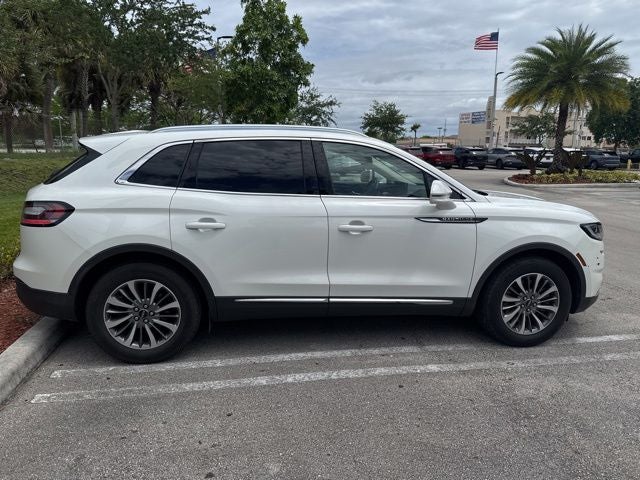2022 Lincoln Nautilus Standard