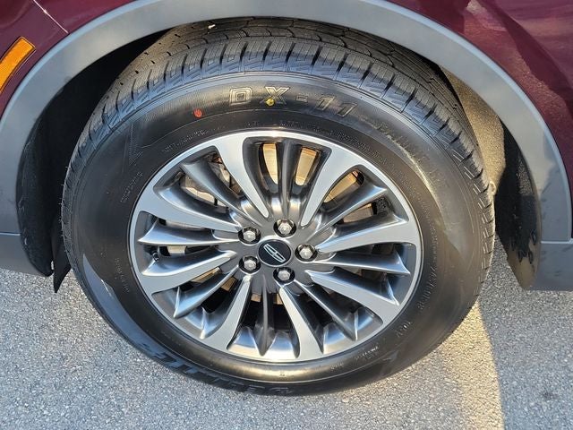 2022 Lincoln Nautilus Standard