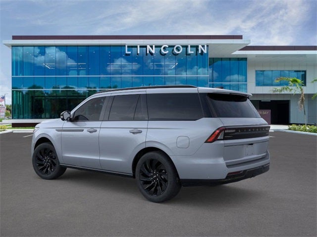 2025 Lincoln Navigator Reserve Service Loaner