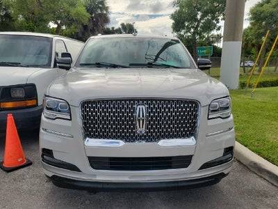 2024 Lincoln Navigator Premiere