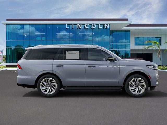 2027 Lincoln Navigator Premiere