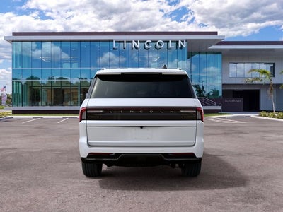 2027 Lincoln Navigator Reserve