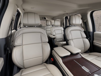 2027 Lincoln Navigator Premiere