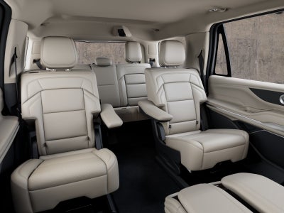 2027 Lincoln Navigator Premiere