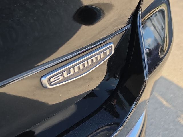 2022 Jeep Grand Cherokee L Summit