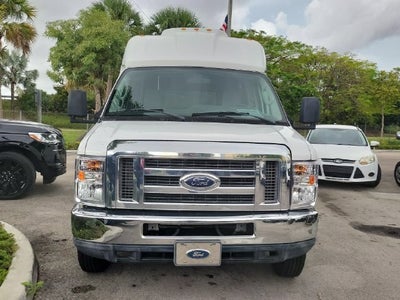 2012 Ford E-350SD Base Cutaway