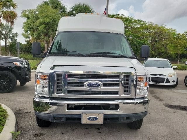 2012 Ford E-350SD Base Cutaway